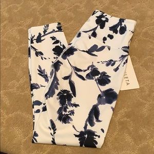 BRAND NEW Athleta Leggings